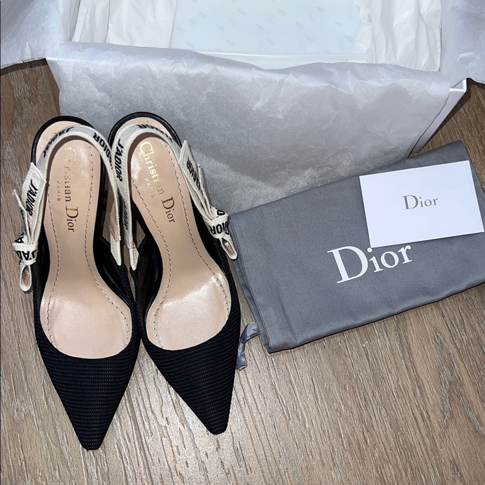 Dior Black and Cream Slingback Pointed Toe Heels - Picture 8 of 16